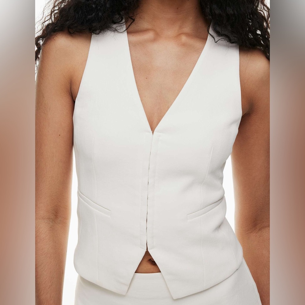 Aritzia Wilfred Attire Vest in Light Birch- Size 6